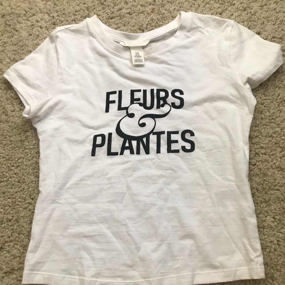 H&M Fleurs and Plantes cropped white shirt